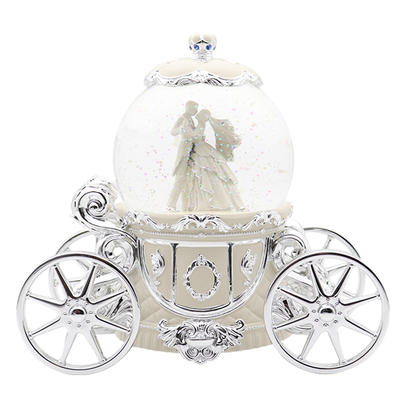 水晶球音樂盒浪漫婚禮的完美裝飾讓愛情更加甜蜜動人