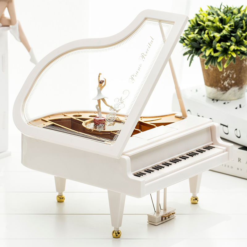 歐式塑料音樂盒 兒童節生日禮物 創意鋼琴八音盒擺件