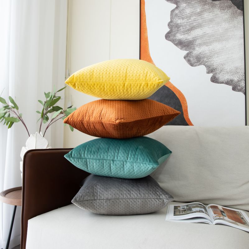 簡約現代天鵝絨絎棉抱枕 營造溫馨居家氛圍