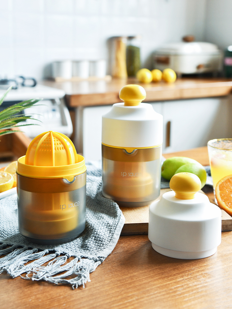 手動榨汁器 日式便攜榨汁杯 橙子檸檬果汁原汁擠壓器 迷你果汁機