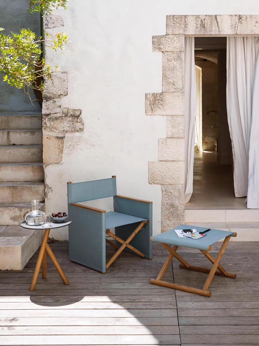 戶外摺疊桌椅三件套 露營沙灘野餐陽臺花園庭院實木茶几組合 簡約現代風格