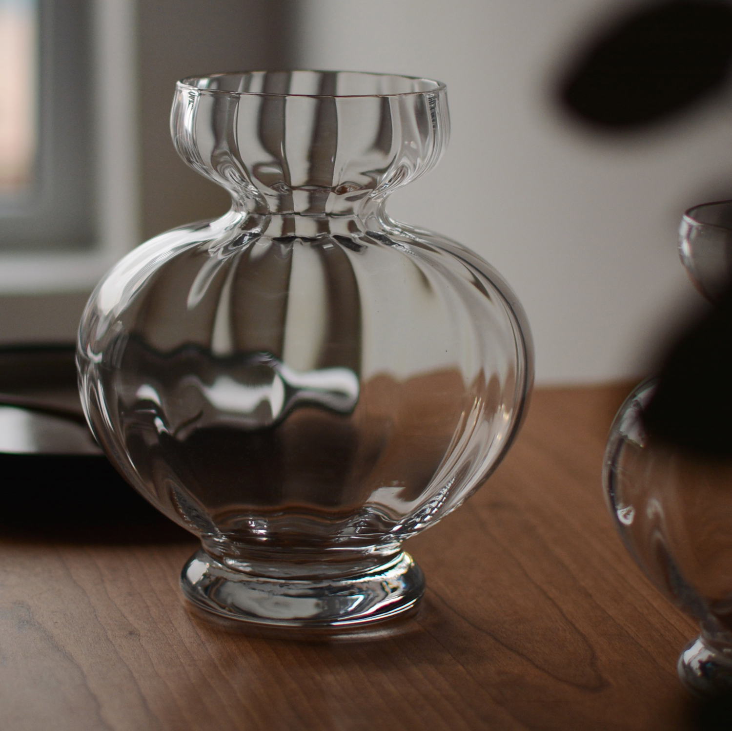 簡約現代花瓶將時光收藏於水晶玻璃Crown王冠花瓶居家裝飾的優雅存在 (5.6折)