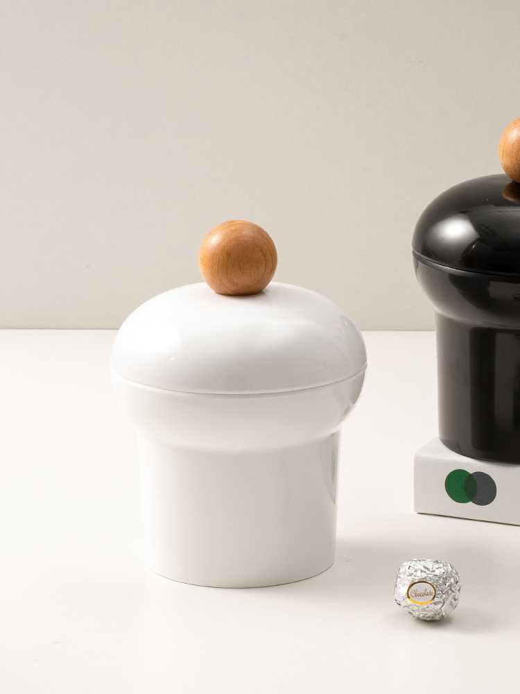 日式簡約陶瓷儲物罐精緻木球蓋密封防潮商用家用皆宜