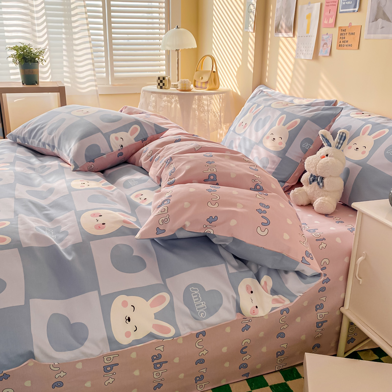 可愛小白兔卡通床單四件套清新女孩風格純棉材質溫暖舒適適合兒童使用