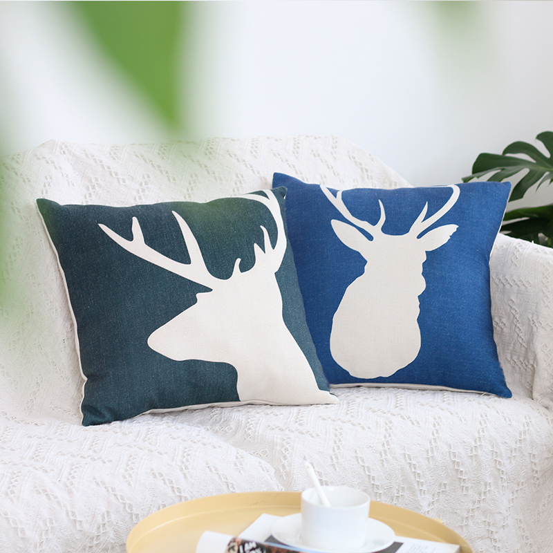 北歐風情麋鹿抱枕 辦公室靠墊居家裝飾45cm (8.3折)