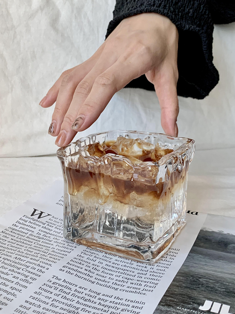 北歐復古風玻璃咖啡杯 高級感家用喝水杯子 設計感小眾