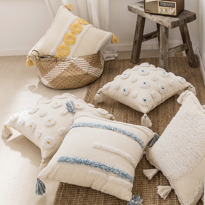 簡約新款北歐風格抱枕民族風枕套舒適棉花填充房間沙發靠墊單車裝飾 (6.2折)