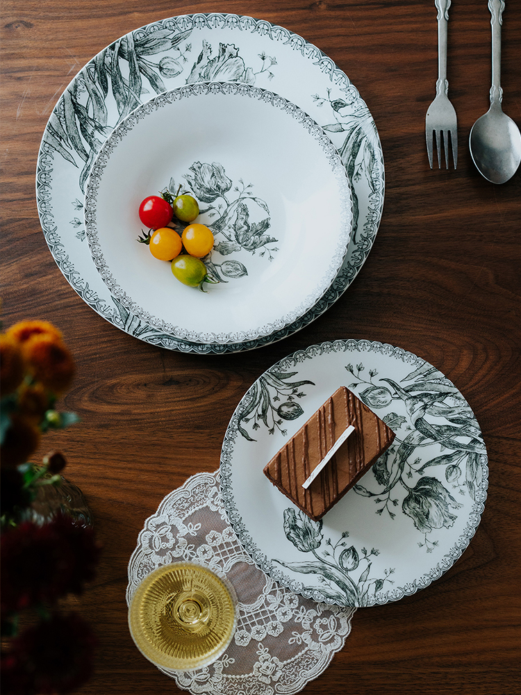 澤滕家 法式黑鬱金香陶瓷餐盤 藝術手繪 高級感西餐甜品