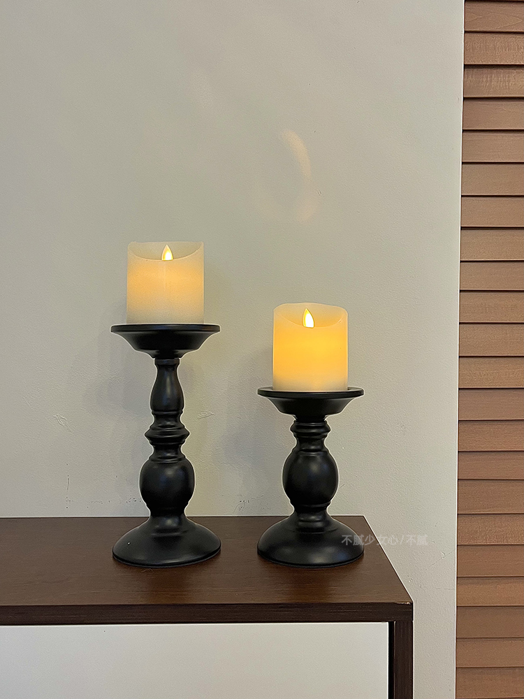 美式復古鐵藝燭臺營造餐桌氛圍感與浪漫情調適用於杯狀蠟燭