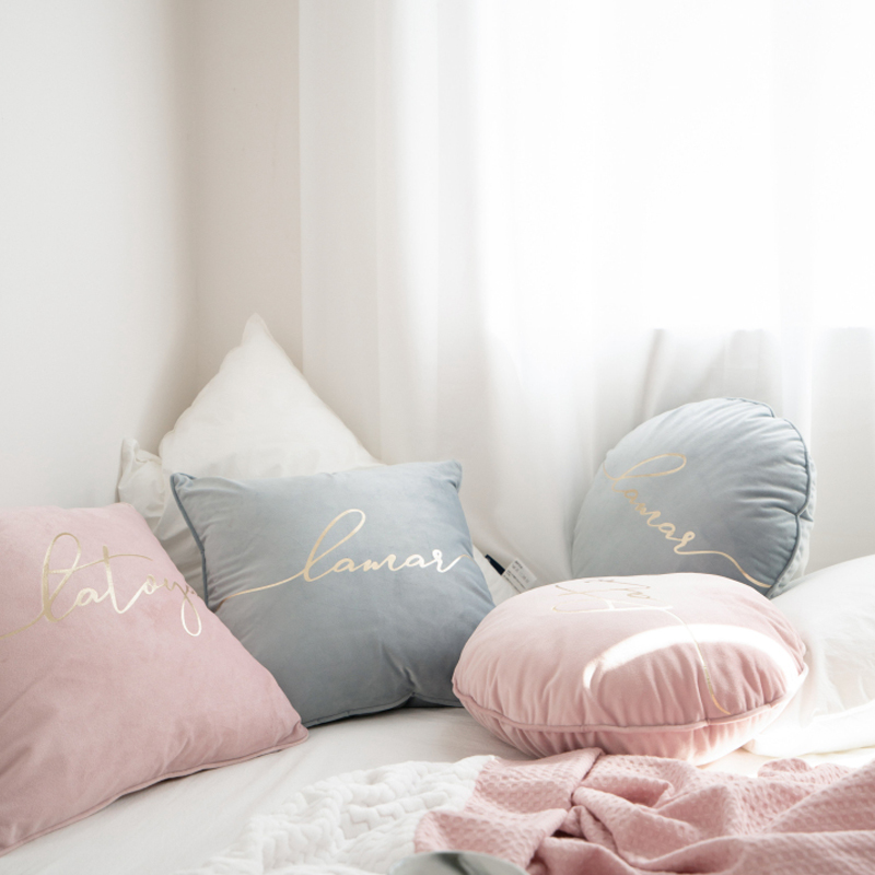 北歐風天鵝絨少女心抱枕靠墊為臥室客廳添溫馨