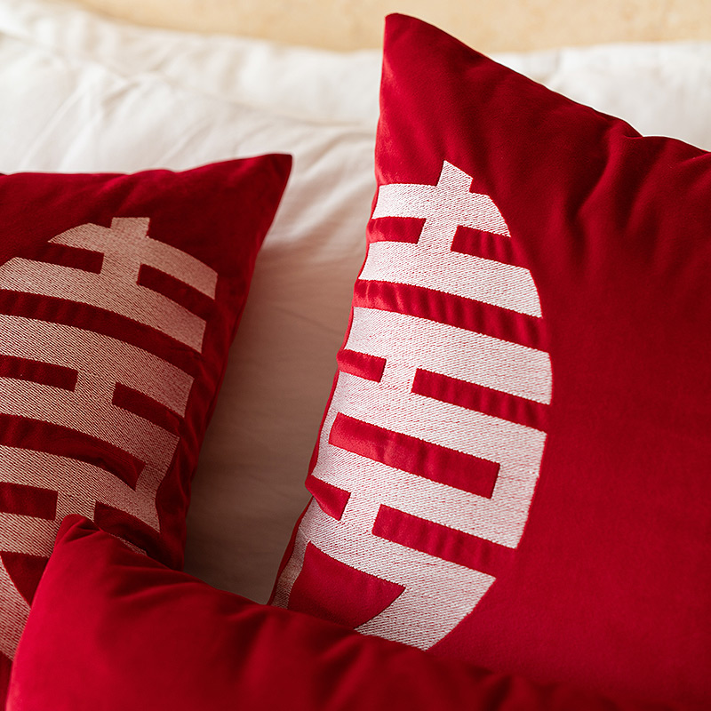 囍字雙抱枕中式風喜慶佈置床頭沙發靠墊婚房裝飾 (7.2折)