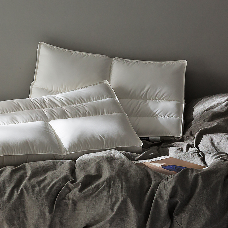 豪華飯店等級 舒適低枕頭 柔軟纖維枕芯 羽絲絨枕心