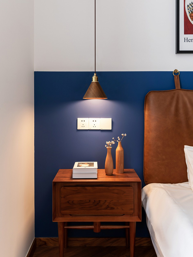 簡約北歐木質餐廳燈具吊燈單頭個性創意臥室床頭燈