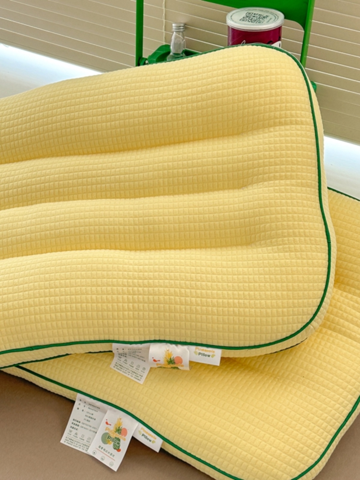 菠蘿麵包格子枕單人超軟奶黃色學生針織棉枕芯秋季新品 (4.9折)