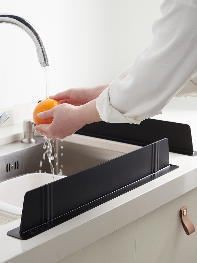 黑色硅膠擋水板廚房檯面水槽擋水條洗手檯盆擋水條 (8.3折)