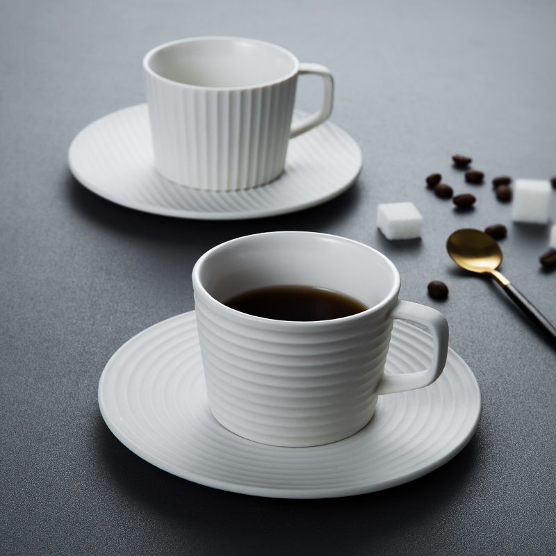 日式風格豎紋磨砂咖啡杯碟套裝簡約陶瓷馬克杯
