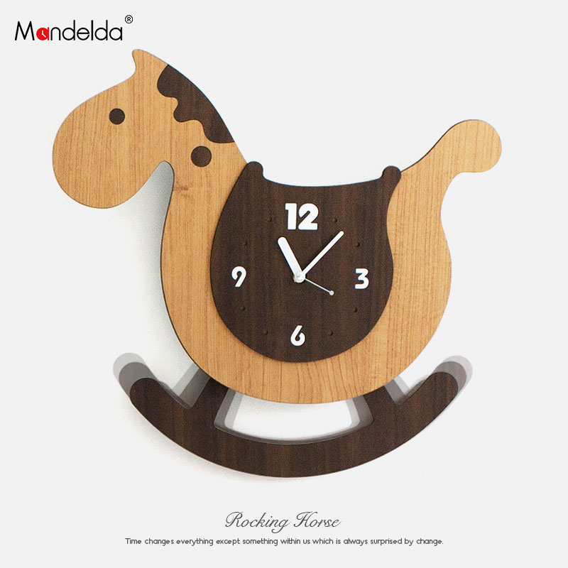 創意搖擺掛鐘可愛卡通造型兒童鐘錶靜音時鐘個性藝術吊鐘