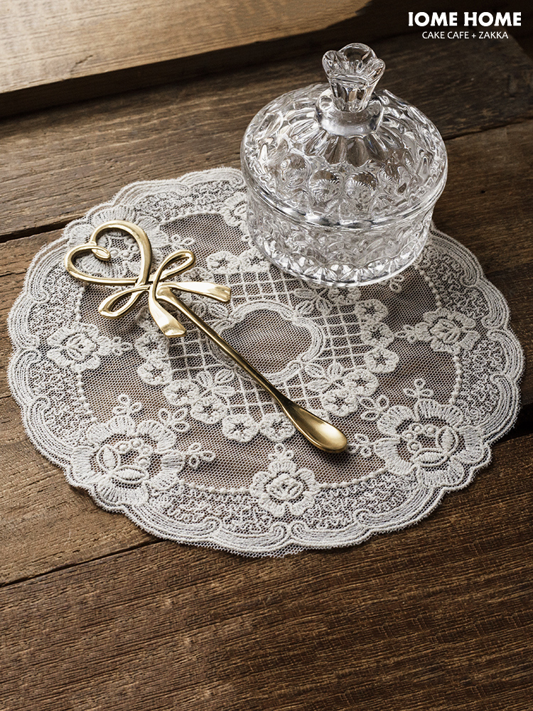 復古英式蕾絲刺繡杯墊 歐式文藝鏤空碎花邊 小墊子 桌面裝飾 (6.9折)