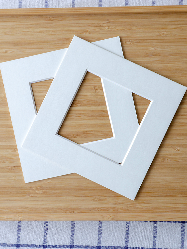 簡約現代風 正方形正方形 卡紙 相框 2mm米色