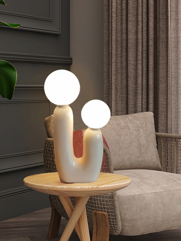 北歐風格樹脂燈具簡約現代的客廳臥室裝飾檯燈
