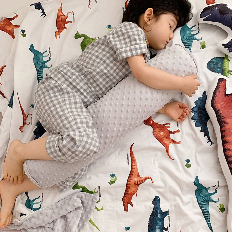 豆豆絨雙色夾腿枕頭 安撫嬰兒側睡縫隙長條枕頭