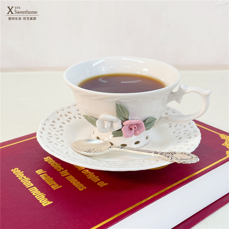 歐式田園風陶瓷咖啡杯杯碟 手捏立體花朵咖啡杯鏤空茶杯碟