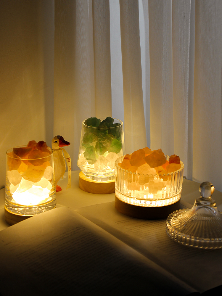 浪漫小夜燈讓女生臥室充滿溫馨香氣