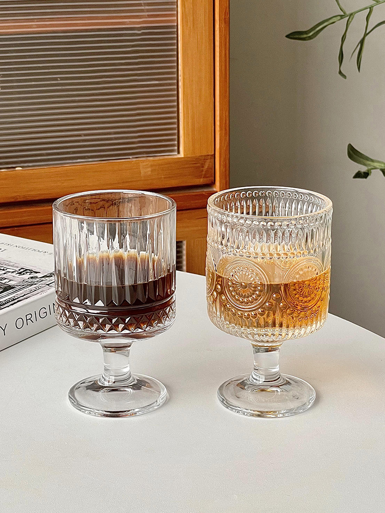 復古ins風浮雕玻璃杯 高顏值酒杯 設計感果汁水杯 高腳杯