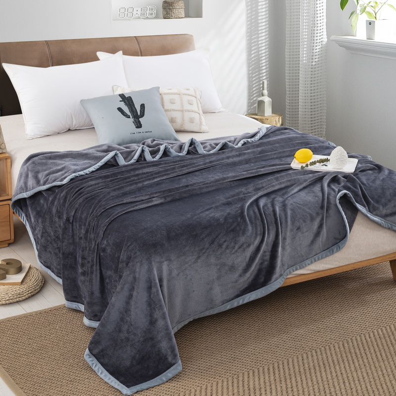 喜分子四季通用家用午睡毯雲貂絨毛毯純色簡約卡通毯