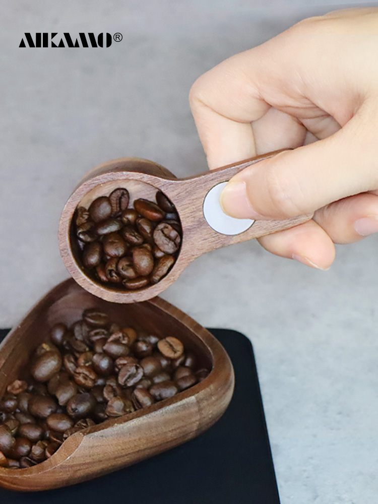 復古風實木咖啡豆量勺 胡桃木短柄勺子約10公克 (8.3折)