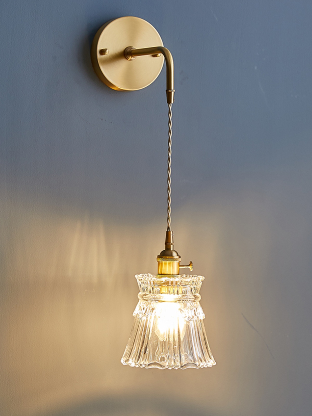 北歐簡約玻璃壁燈 現代風格銅製臥室吊燈