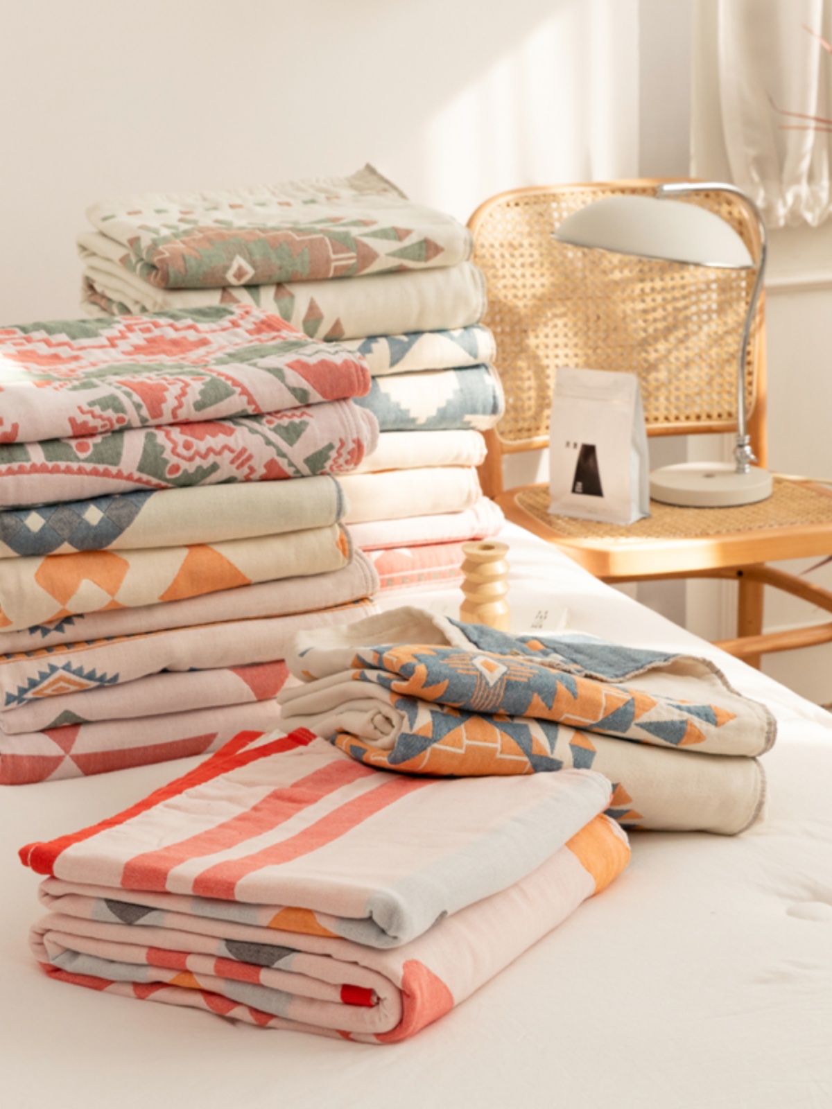 柔軟舒適a類母嬰級四層純棉紗布毯透氣舒適適合夏季臥室使用