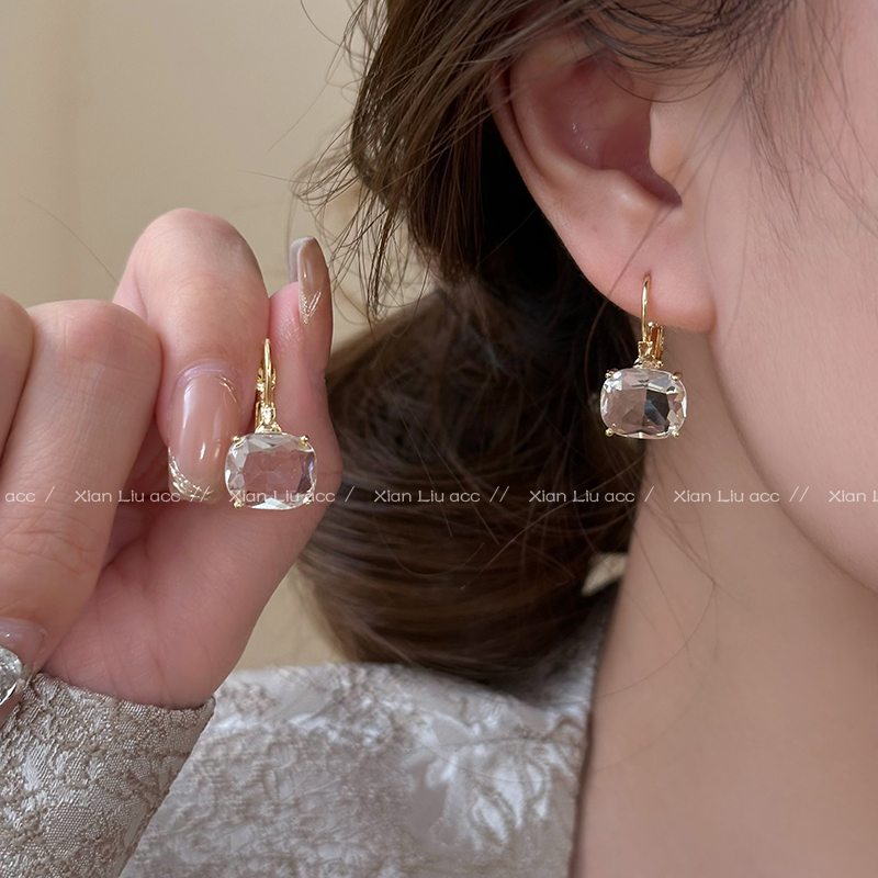 鋯石點綴日韓小眾風格設計感高級簡約耳環