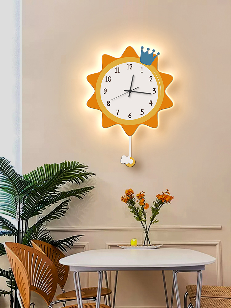 簡約時尚網紅太陽鐘錶掛鐘客廳餐廳發光裝飾時鐘壁燈