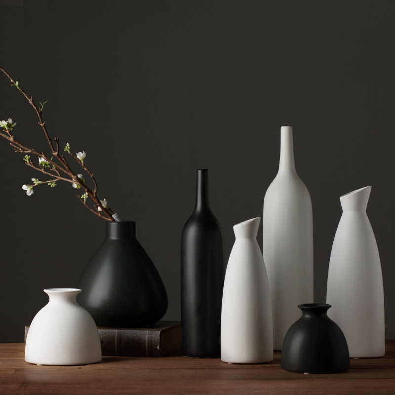 簡約日式風格陶瓷花瓶 創意客廳擺件 家居裝飾花器 (4.8折)