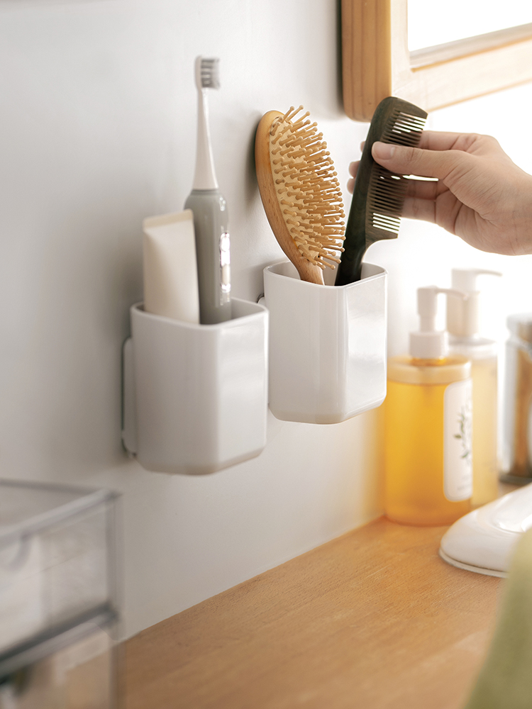 嬾角落牙刷牙膏梳子置物架衛生間壁掛免打孔浴室洗漱梳妝台收納筒