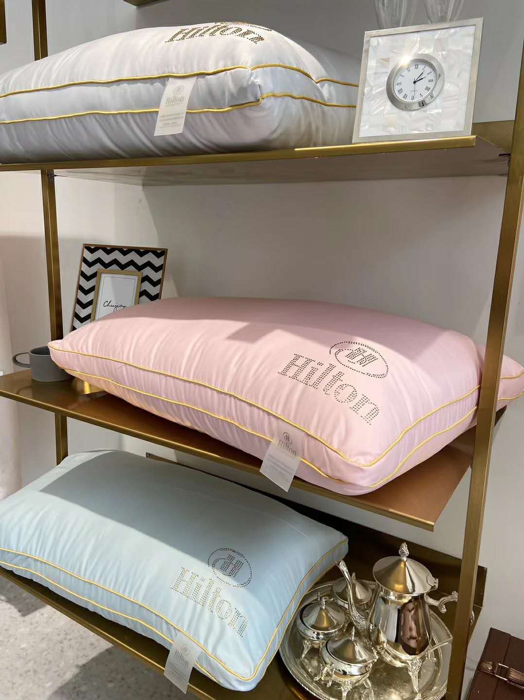 五星級酒店枕頭家用高枕芯一對裝柔軟舒適填充蠶絲絨可水洗高低枕