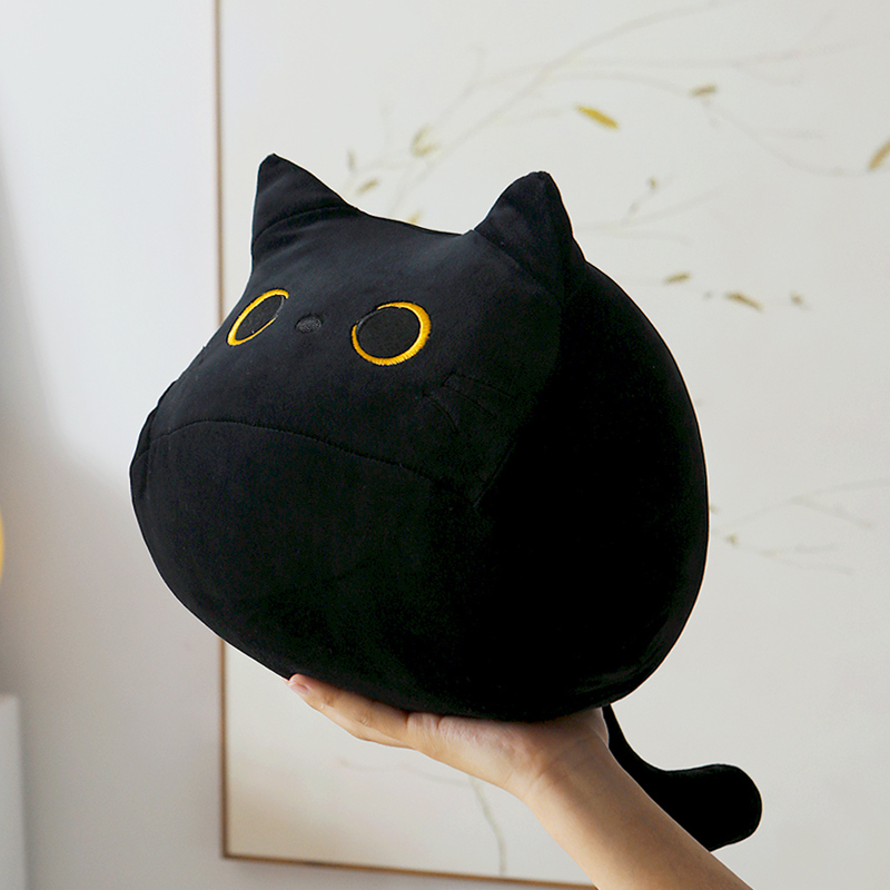 黑色貓咪公仔抱枕 40與55公分可選 節日裝飾毛絨玩具 填充PP棉 產地中國大陸 (8.3折)