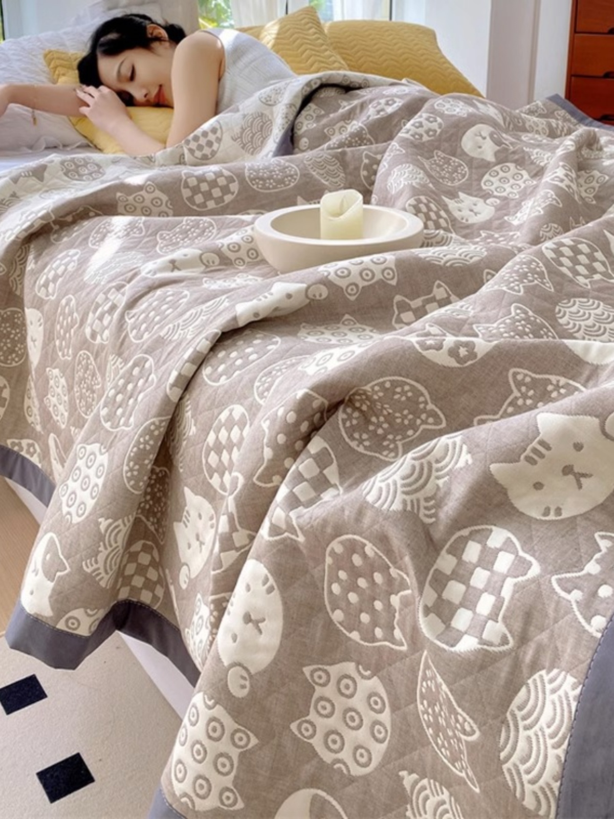 全棉三層紗毛巾被夏天單人午睡小毛毯簡約花卉圖案助眠舒適的臥室好物