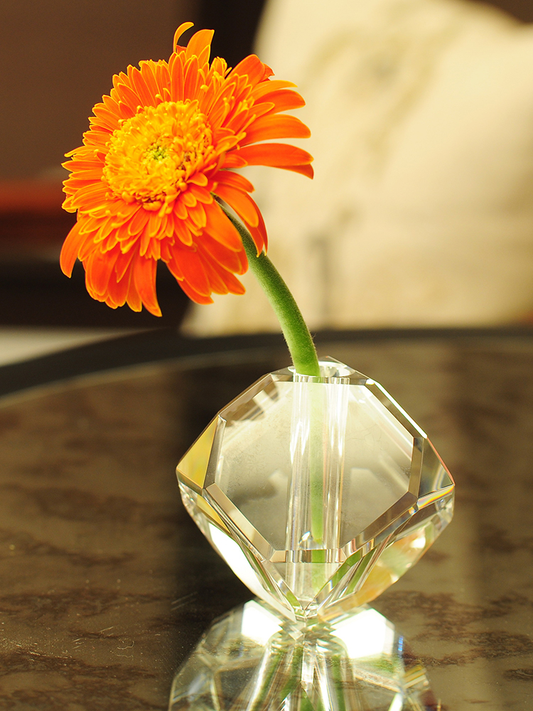 璀璨閃耀 水晶小花瓶 辦公桌窗臺裝飾擺件 (8.3折)