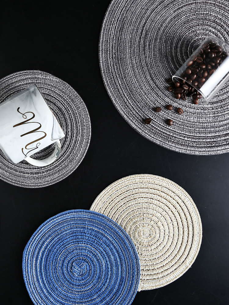 日式圓形餐墊創意隔熱墊讓餐桌更添北歐風格