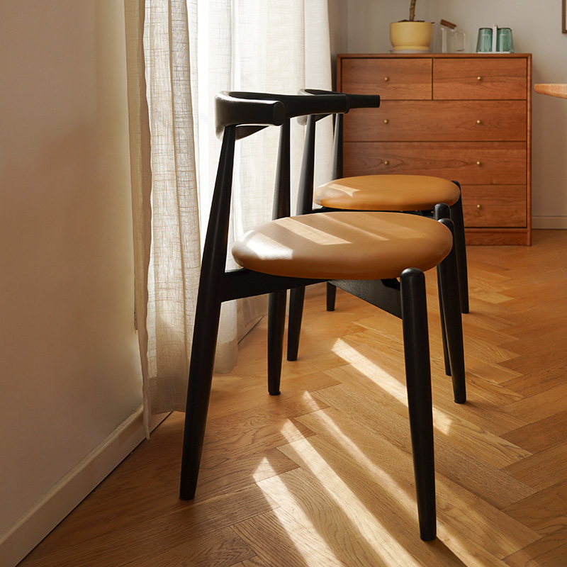 雅棧|北歐餐椅白橡木電腦椅家用 日式全實木小戶型軟麪高級黑椅子