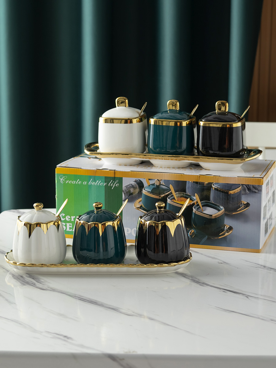歐式風格陶瓷調味罐套裝帶蓋勺輕奢家用廚房用品糖鹽味精調料盒組合裝
