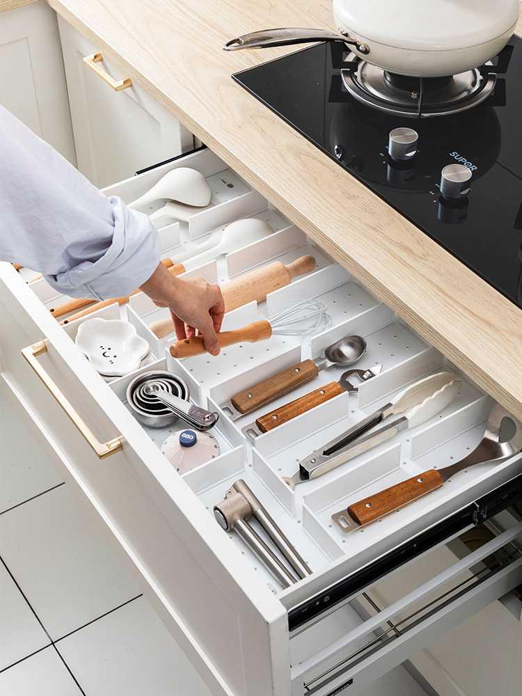 意馳廚房櫥櫃碗碟調味上單層抽屜式收納改造工具洞洞板拉籃置物架 (5折)