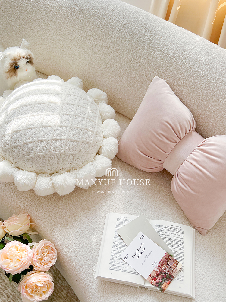 草莓奶芙蝴蝶結可愛蒲團抱枕客廳軟裝靠墊溫馨舒適