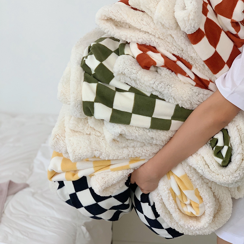 加厚羊羔絨被套毛毯兩用保暖宿舍專用格子毯 (8.3折)