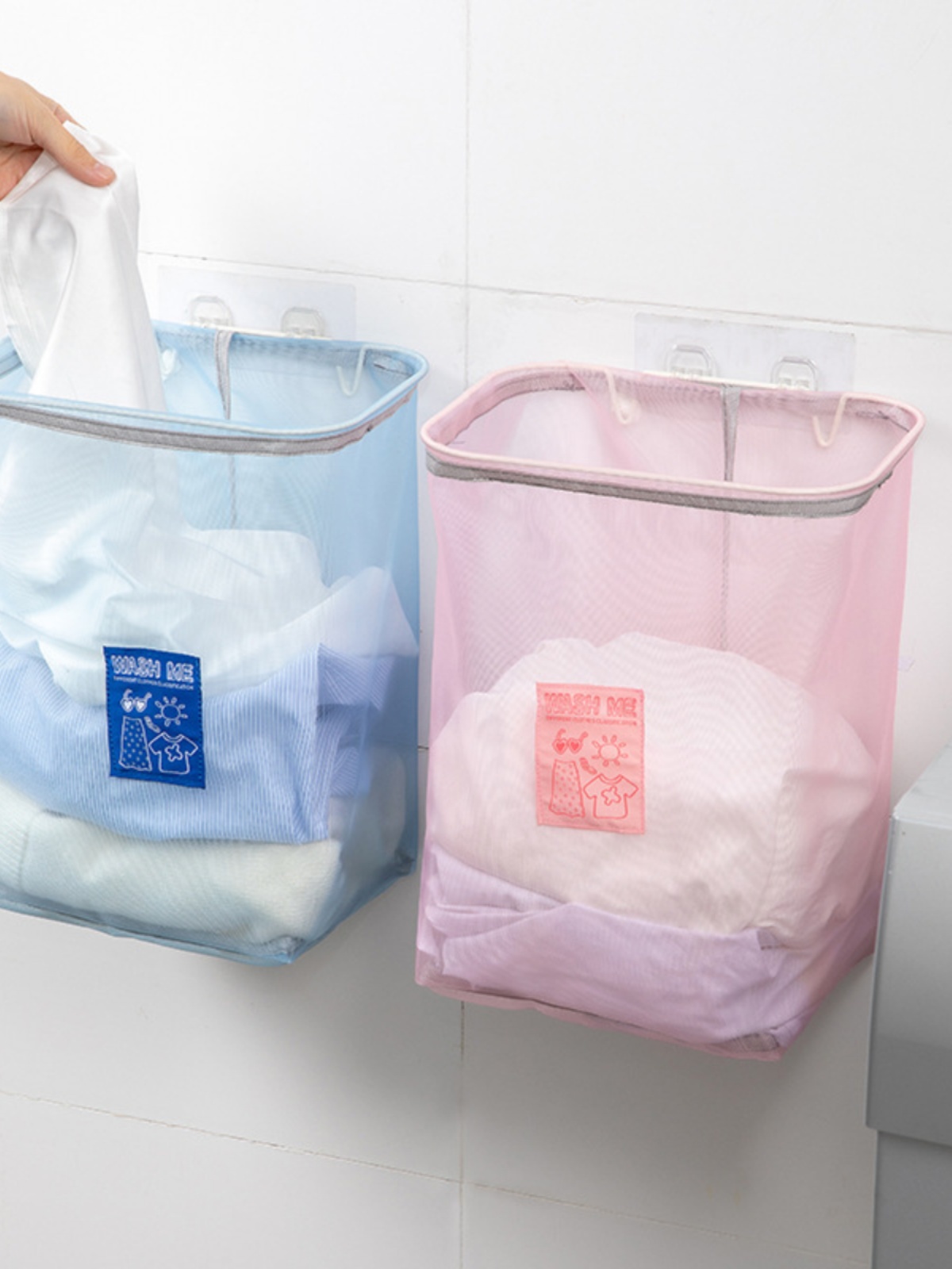日式風格可摺疊壁掛式髒衣籃解決浴室衣服收納問題 (8.3折)