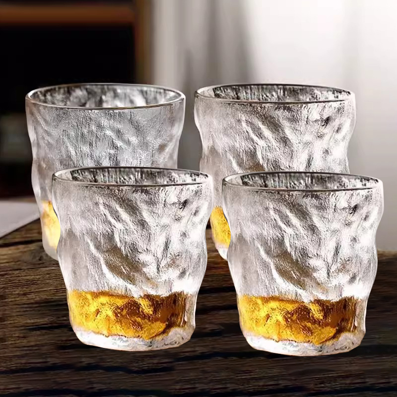 晶瑩透亮的冰川紋玻璃杯 享受生活中的每一刻美好