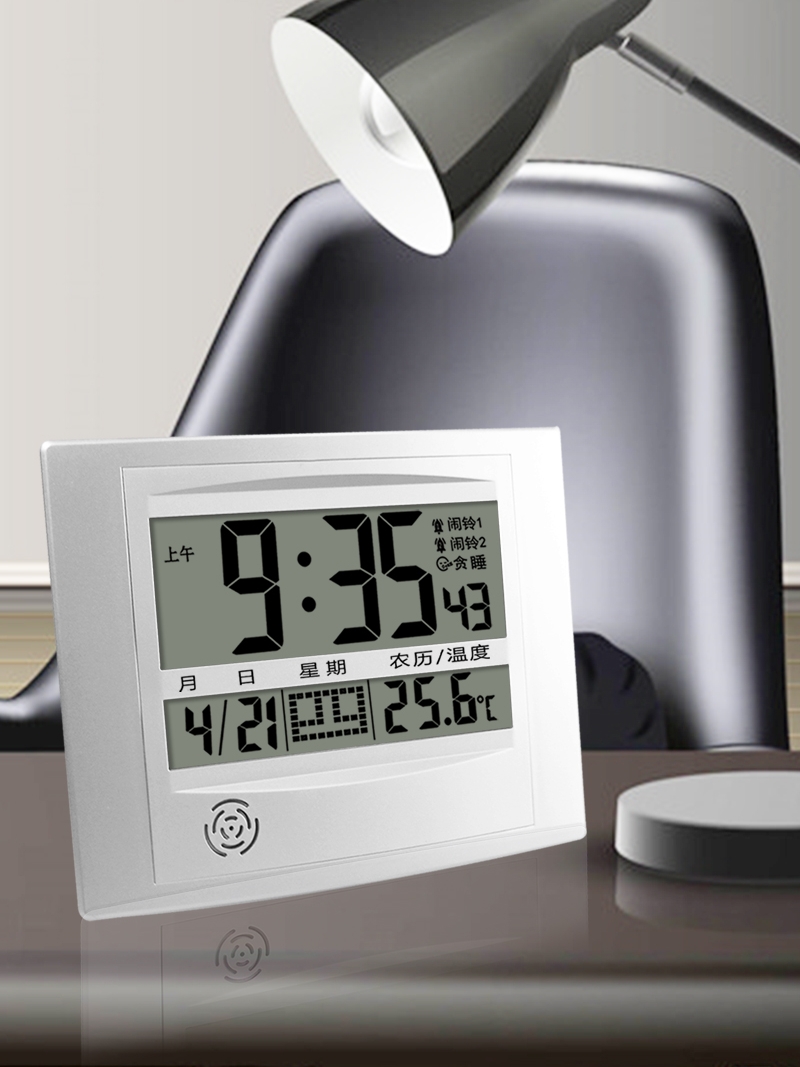簡約現代客廳掛鐘 中式數字時鐘 塑料材質 電池動力
