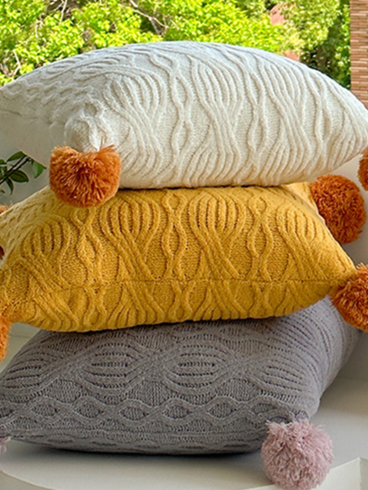 雪尼爾針織抱枕撞色球球可愛風北歐風客廳沙發靠枕靠墊含芯 (6.4折)
